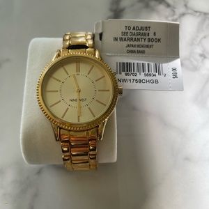 Womens Nine West Gold Watch NWT 1758CHGB